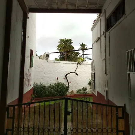 Homestay Residencia Conejos - Bike & Motorbike *