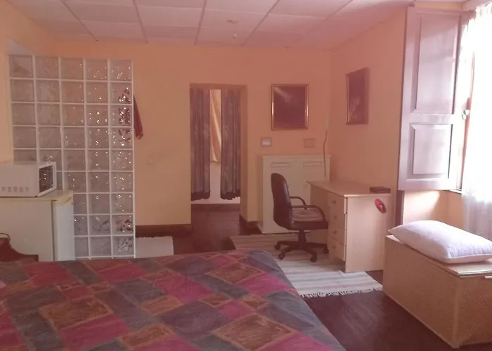 Residencia Conejos - Bike & Motorbike Homestay *