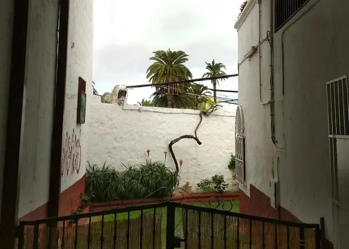 Homestay Residencia Conejos - Bike & Motorbike *