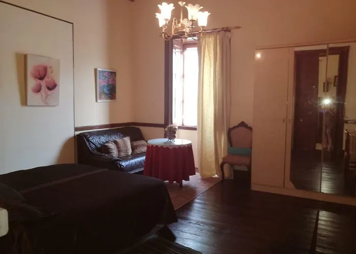 Homestay Residencia Conejos - Bike & Motorbike