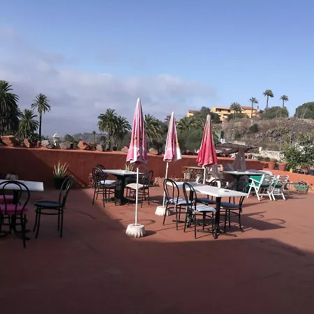 Residencia Conejos - Bike & Motorbike בית אירוח