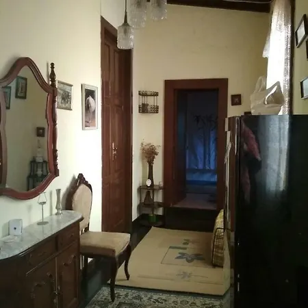 Residencia Conejos - Bike & Motorbike בית אירוח *