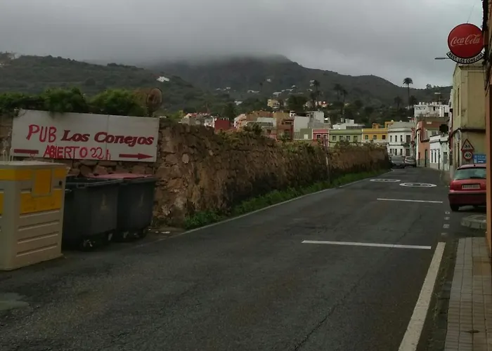 Kwatera prywatna Residencia Conejos - Bike & Motorbike *