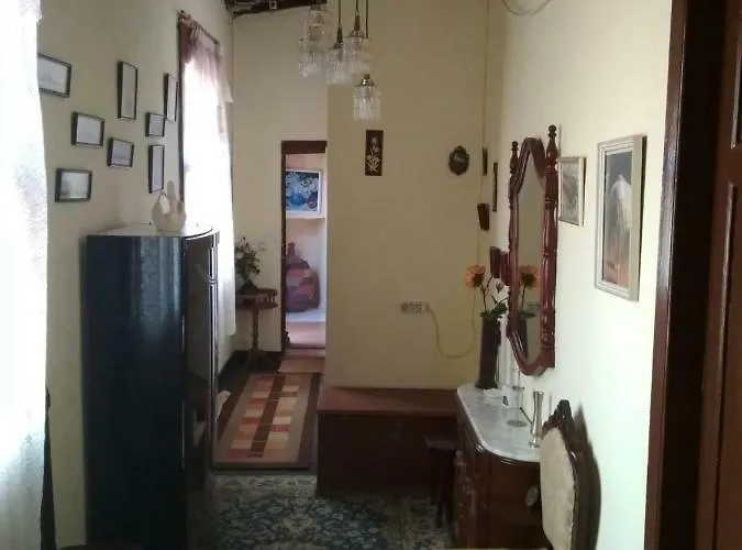 Privatunterkunft Residencia Conejos - Bike & Motorbike *