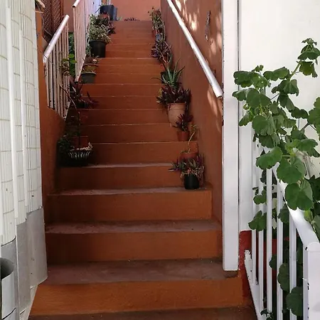 Проживание в семье Residencia Conejos - Bike & Motorbike