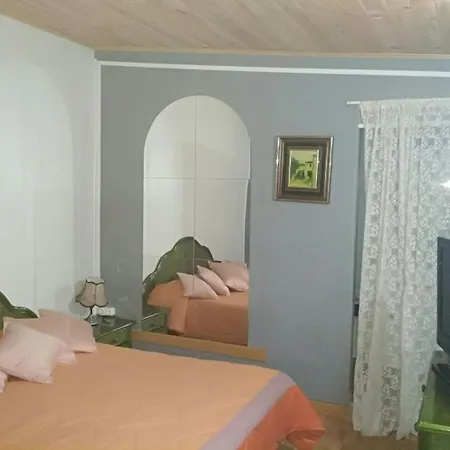 Проживание в семье Residencia Conejos - Bike & Motorbike Лас-Пальмас-де-Гран-Канария